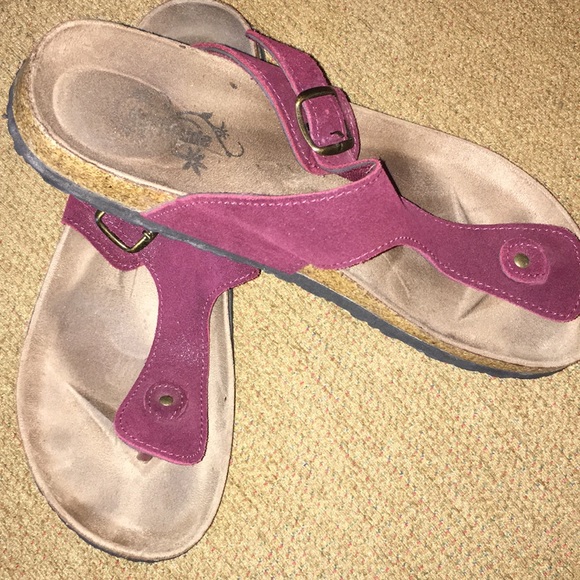 Sandals - Picture 2 of 4